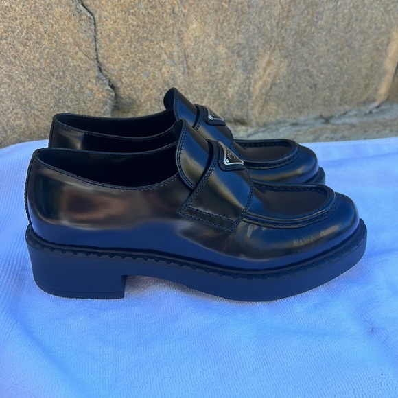 Prada Triangle Logo Loafer (Women) Size 36 - Picture 3 of 8